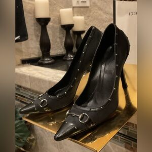 Gucci Horsebit Point Pumps